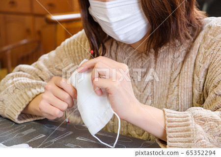 為兒童戴口罩的細繩手工製作的傳染病對策 65352294