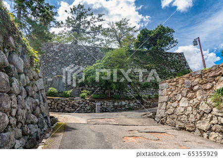 Mie Matsuzaka Castle front gate trace 65355929