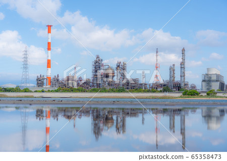 Yokkaichi factory and puddle 65358473