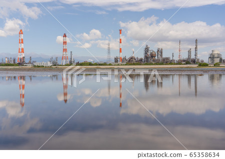 四日市工廠和水坑 四日市工廠和水坑 65358634