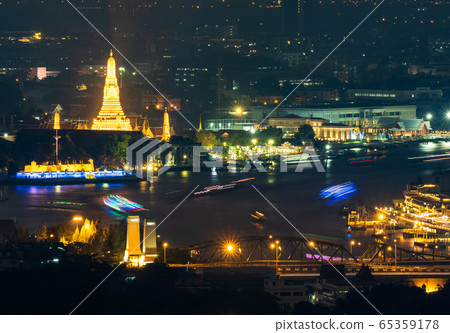 Bangkok Wat Arun and Chao Phraya River night view Bangkok Wat Arun and Chao Phraya River night view 65359178