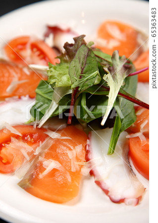 Octopus and salmon carpaccio 65363483