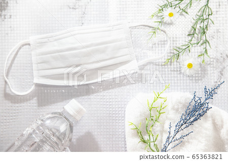 Mask, heat stroke, infection prevention 65363821