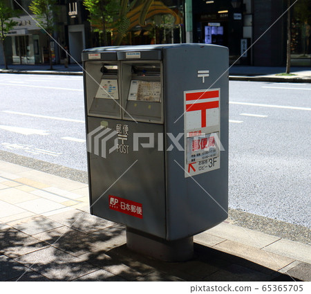 Postbox Gray Postbox 12 Ginza 2-chome Postbox Gray Postbox 12 Ginza 2-chome 65365705