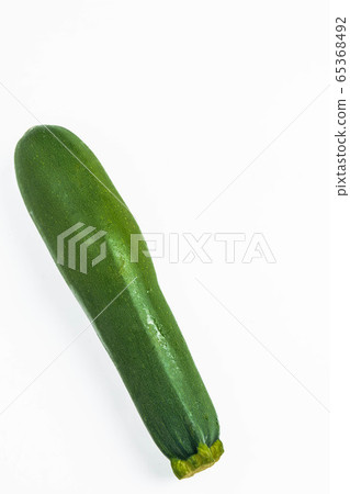 Summer vegetables zucchini 65368492