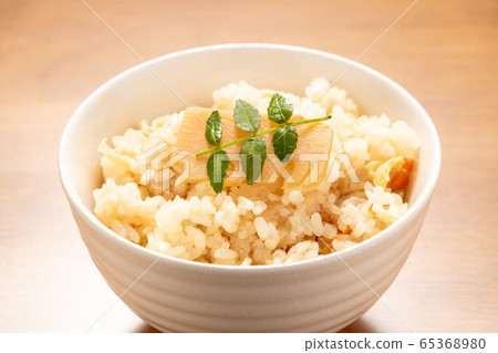 Bamboo shoots rice. (Tree sprout topping) Bamboo shoots rice. (Tree sprout topping) 65368980