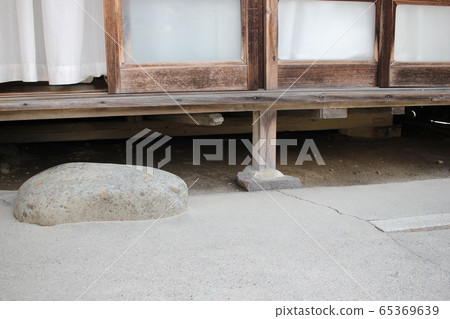 Stone-built porch, porch image 65369639