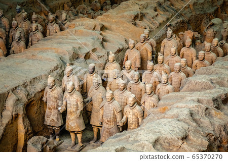 Excavated sculptures statues of the terracota army Excavated sculptures statues of the terracota army 65370270