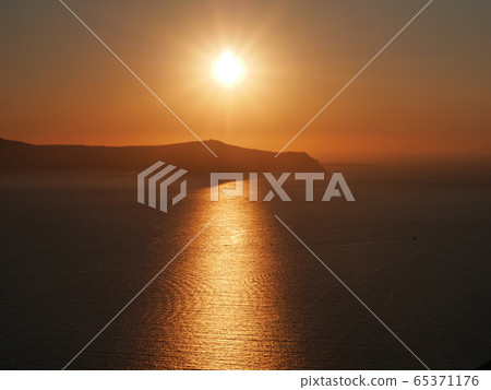 Sunset Aegean Sea 65371176