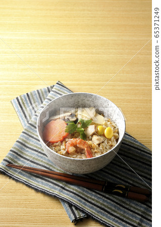 Boiled rice 65371249