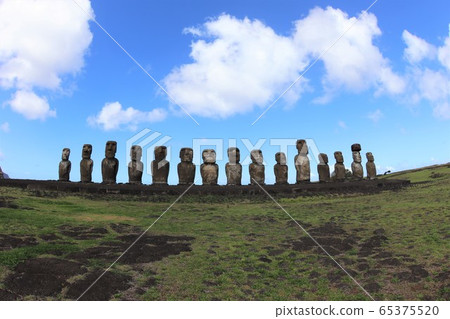 Easter Island, Moai, Ahu Tongariki Easter Island, Moai, Ahu Tongariki 65375520
