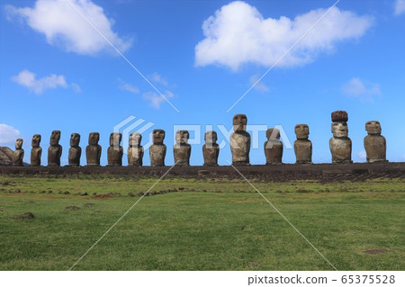 Easter Island, Moai, Ahu Tongariki 65375528
