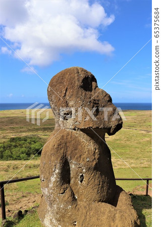 Easter Island, Footed Moai, Rano Lalakh Easter Island, Footed Moai, Rano Lalakh 65375684