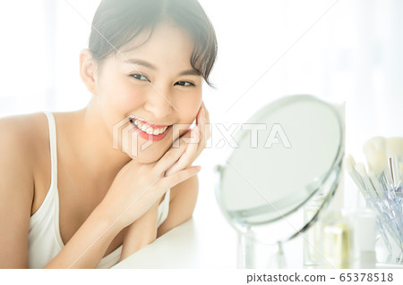 Young, beautiful, nice woman, skin care, beauty, and cosmetics 65378518