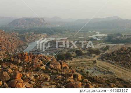 Hampi 65383117