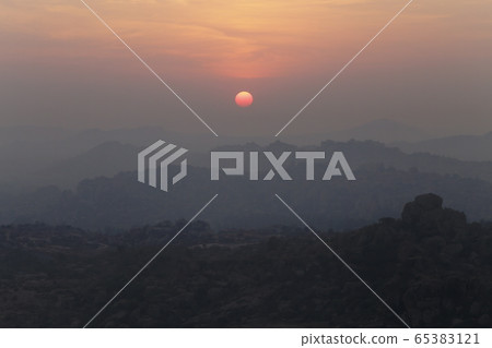 Hampi Hampi 65383121