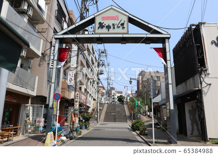 Yanaka Ginza 65384988