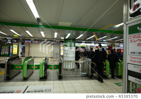 JR池袋站檢票口 65385370