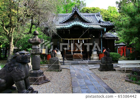 Sanken神社，位於M島上的um田川的七個幸運神之一 65386442