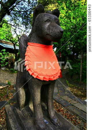 Sanken Shrine, one of the Seven Lucky Gods of the Sumida River that sits on Mukaijima 65386443