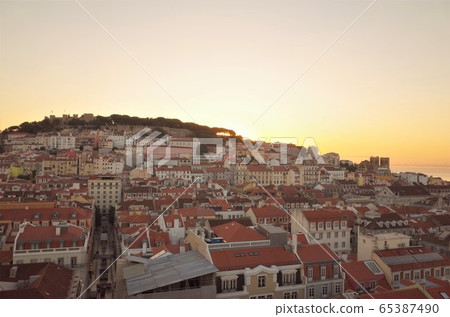 聖胡斯塔電梯天文台的日出 65387490