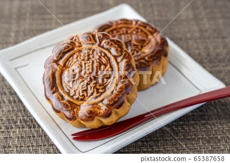 Tsukimochi Chinese confectionery Tsukimochi Chinese confectionery 65387658