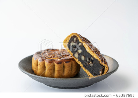 月餅中國糖果白色背景 65387695