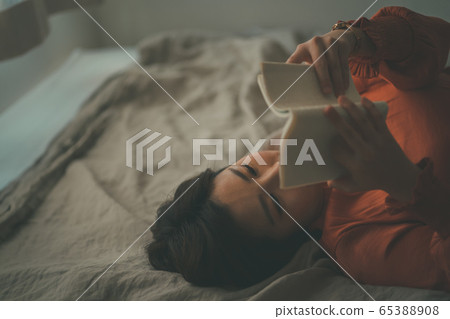 閱讀 看書 女生 65388908