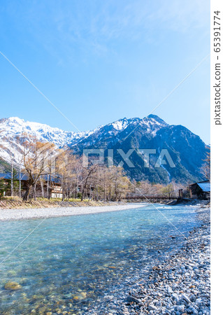 上高地/河童橋周圍的風景(5月上旬/早晨) 上高地/河童橋周圍的風景(5月上旬/早晨) 65391774