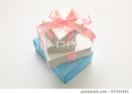 Gift Gift 65393401