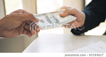 Entrepreneurs are receiving money that is a bribe 65393627