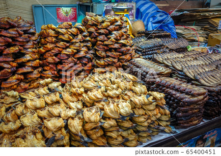 Dried fishes on Warorot market, Chiang Mai, 65400451