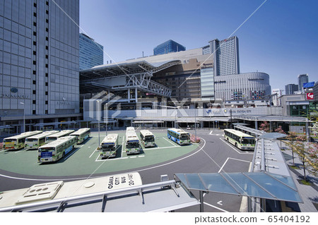 Osaka Station front Osaka Station front 65404192