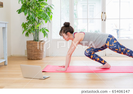 女瑜伽健身之家 女瑜伽健身之家 65406147