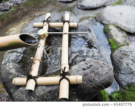 Temple water Temple water 65407779