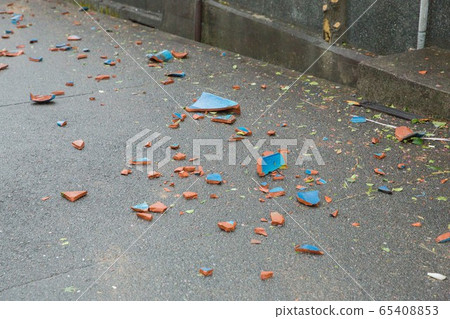 Broken roof tile Broken roof tile 65408853