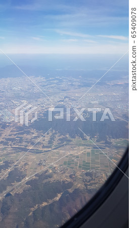 A view from the airplane 65409078