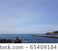 濟州島海岸路藍藍的天空和大海 65409184