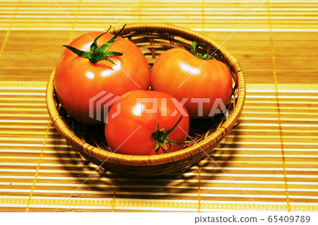 Tomato Tomato 65409789