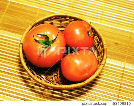 Tomato   65409810