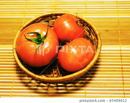 Tomato   65409812