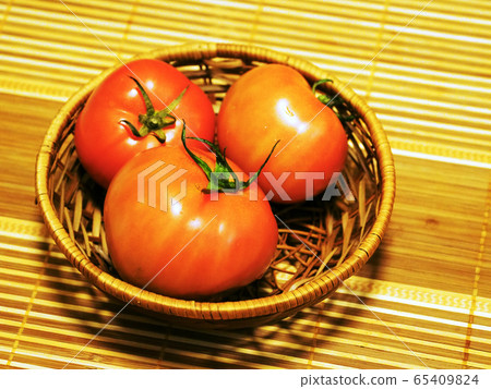 Tomato   65409824