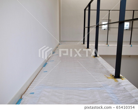 地板固化中的重塑(油漆) 地板固化中的重塑(油漆) 65410354