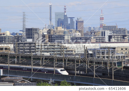 上越新幹線與穿越戶田市的西京線平行運行 65411606
