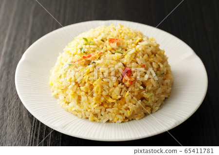 Crab fried rice 65411781