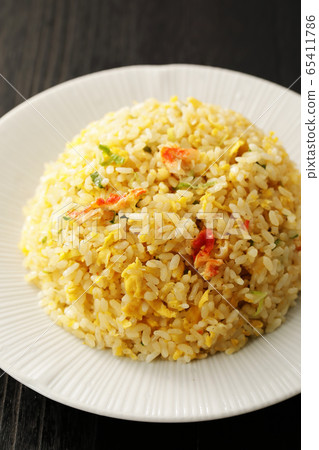 Crab fried rice 65411786