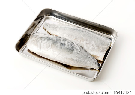 Frozen salt mackerel fillet 65412184