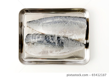 Frozen salt mackerel fillet Frozen salt mackerel fillet 65412187