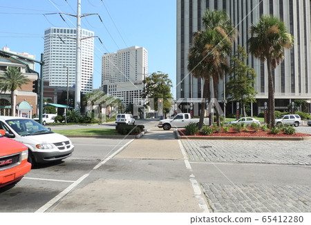 從美國停車場查看 65412280