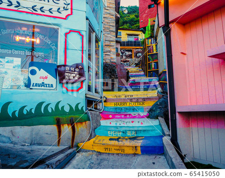 Busan Amakawa Cultural Village 65415050